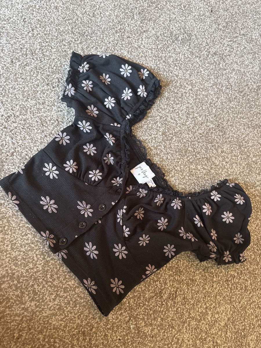Polly summer top size uk 4