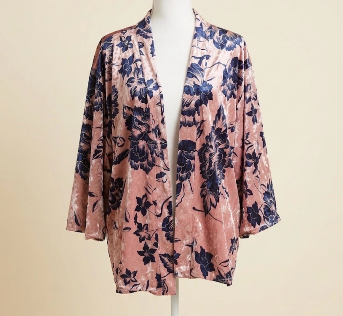 Boohoo Pink & Navy Floral Velvet Kimono Cardigan - Size S