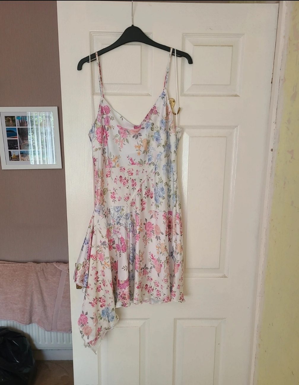 Womens size 14 floral print strappy silky feel asymetric dress