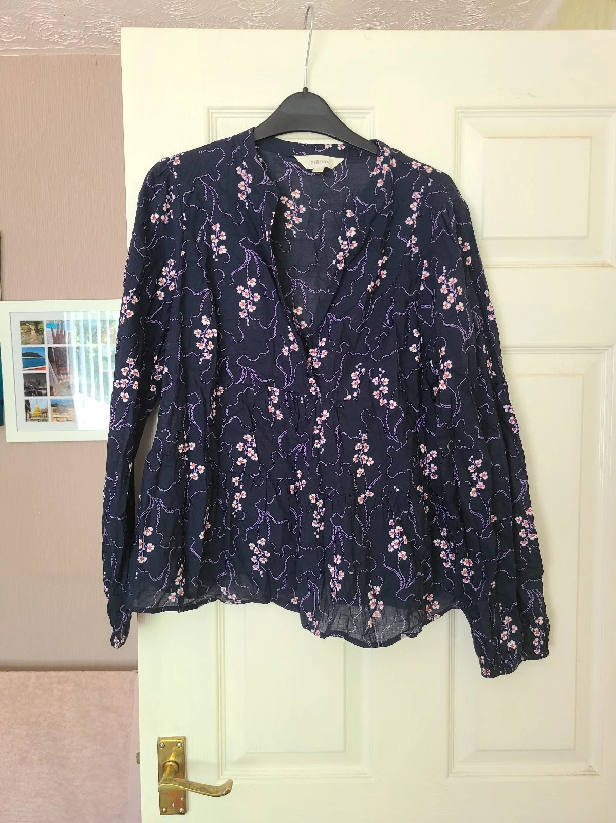 Womens size 12 navy floral print long sleeve low cut peplum blouse