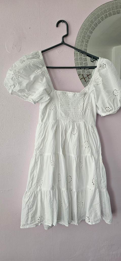 summer white dress