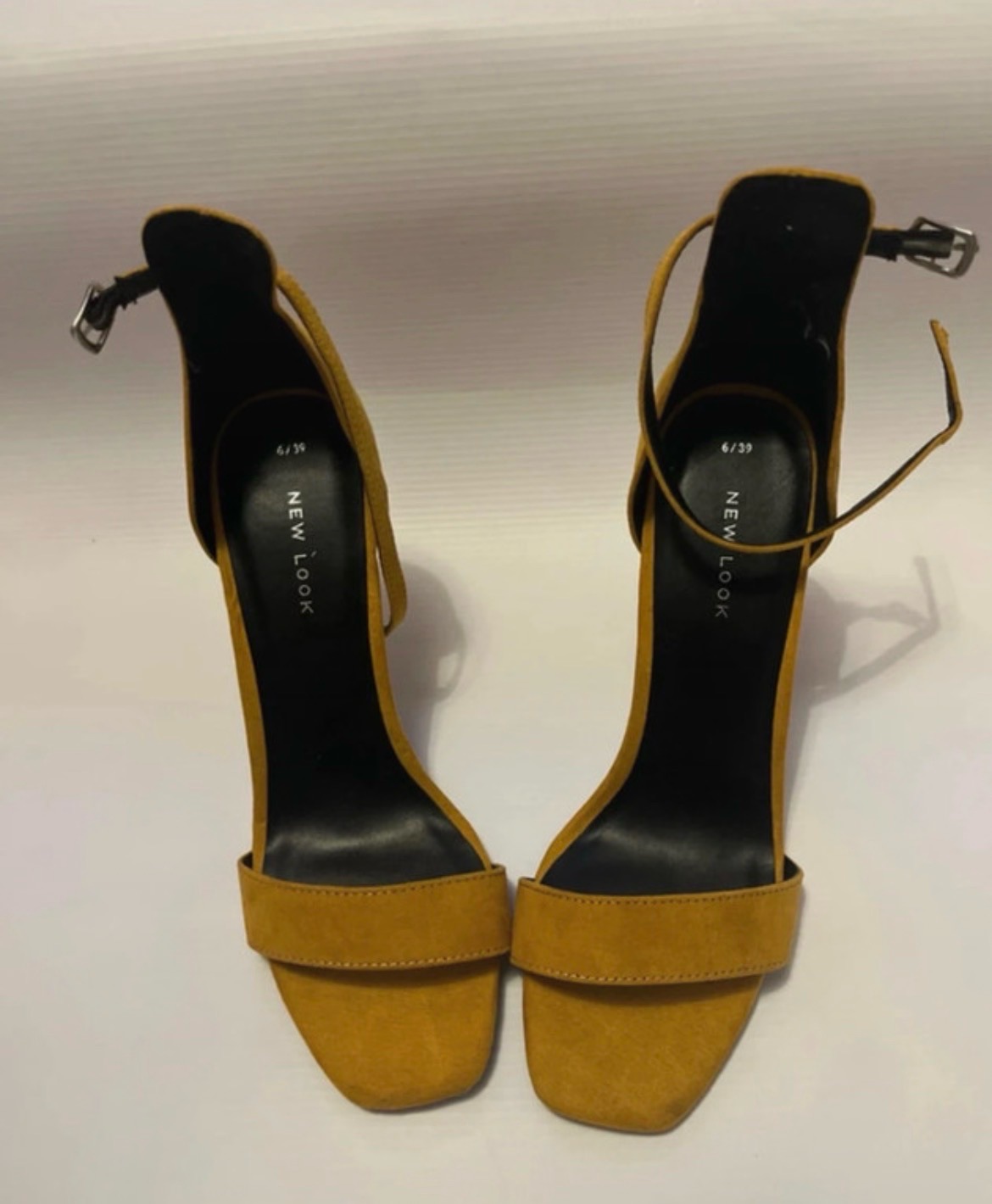 Mustard size 6 newlook heels