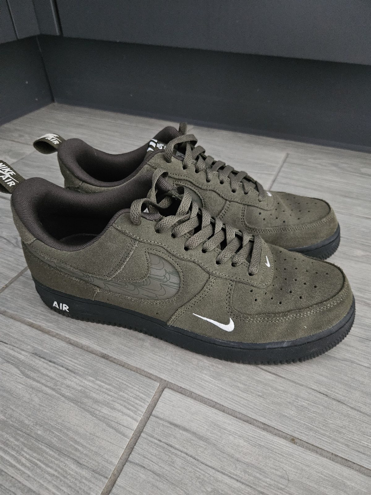 Men's Nike Air Force 1 trainers size UK9