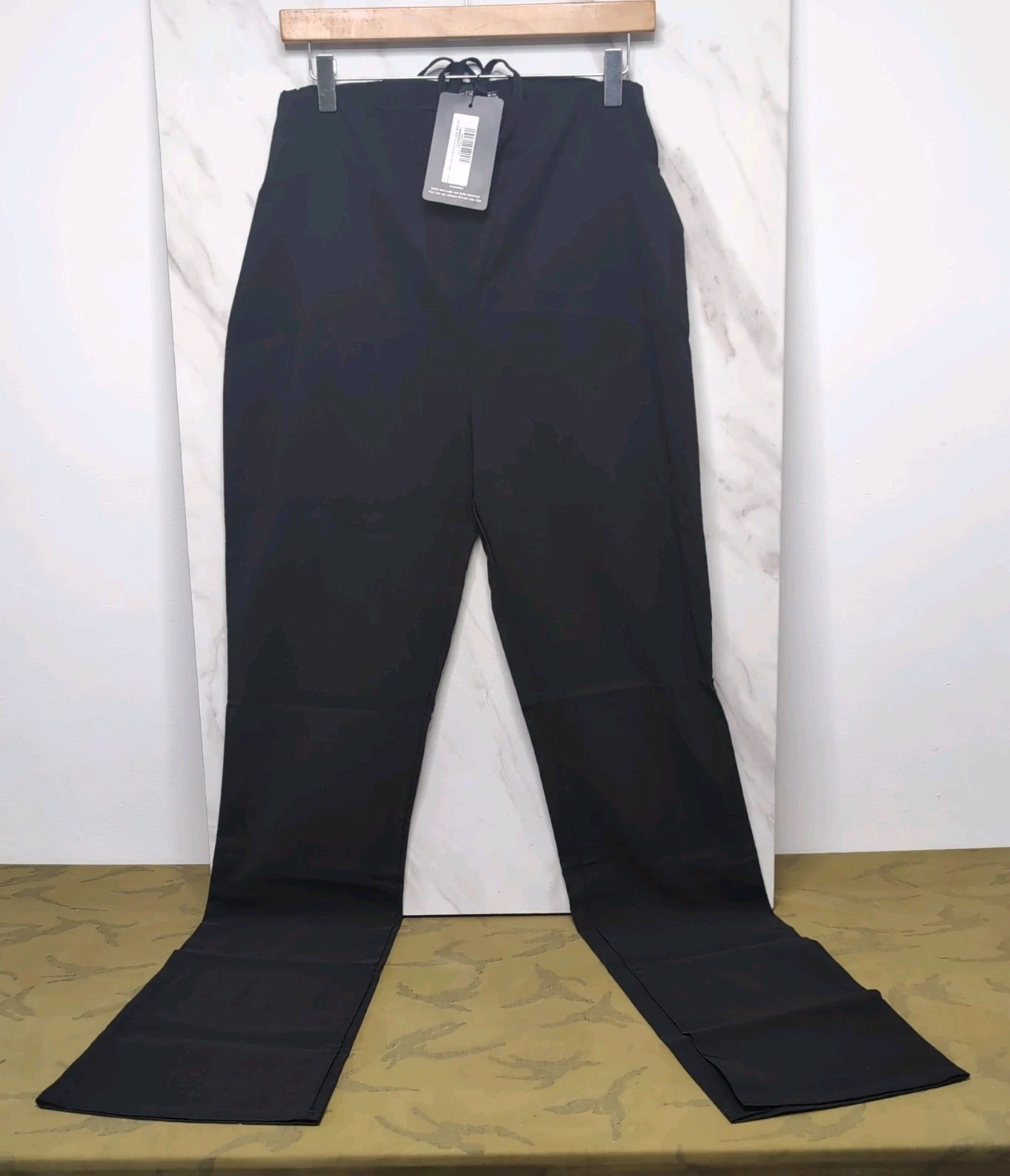 Missguided Riot High Rise Ripped black Jeans size 10L 28"