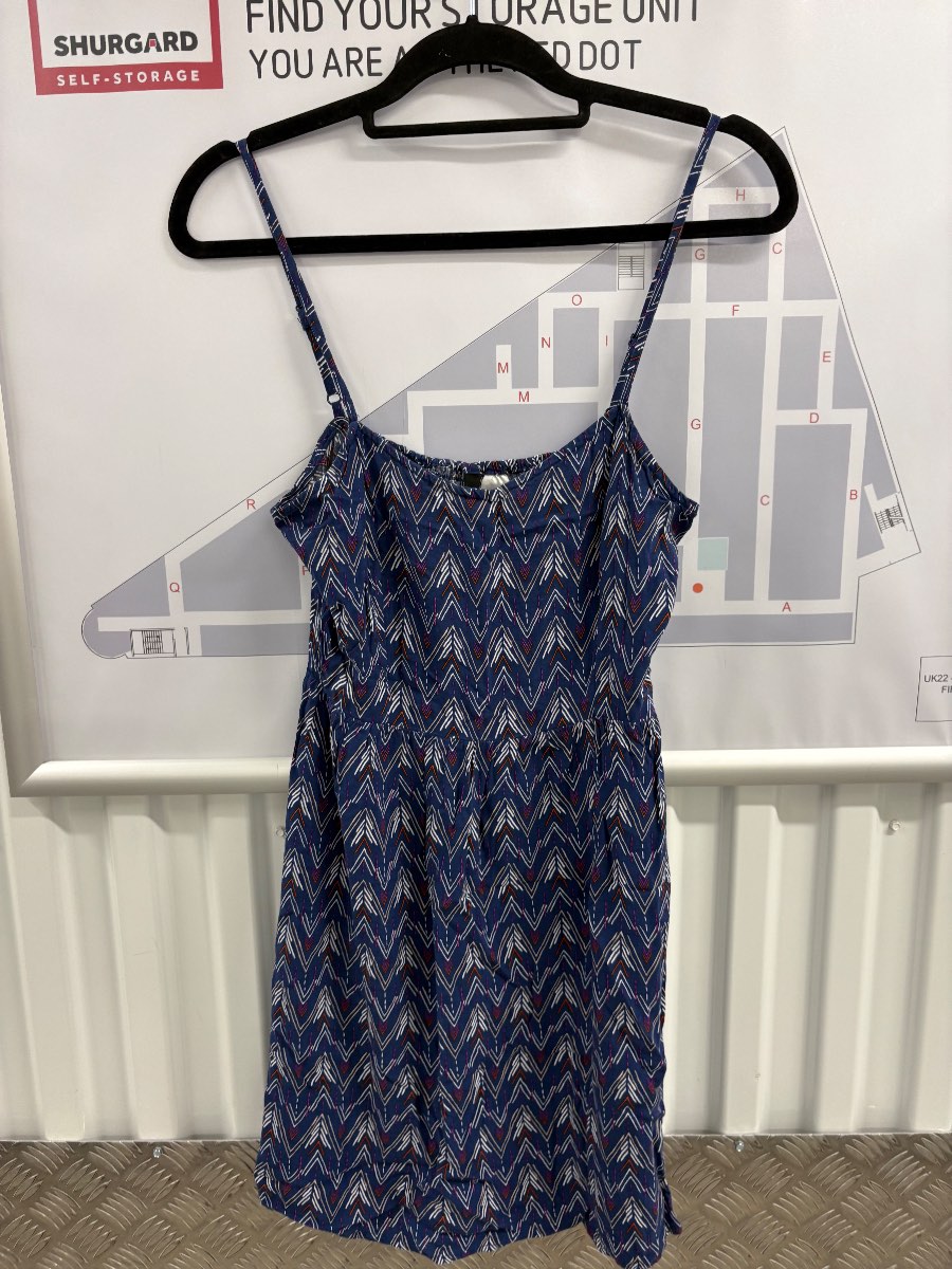 H&M navy patterned sleeveless dress size 10 (21/6/26 VO EB DB)