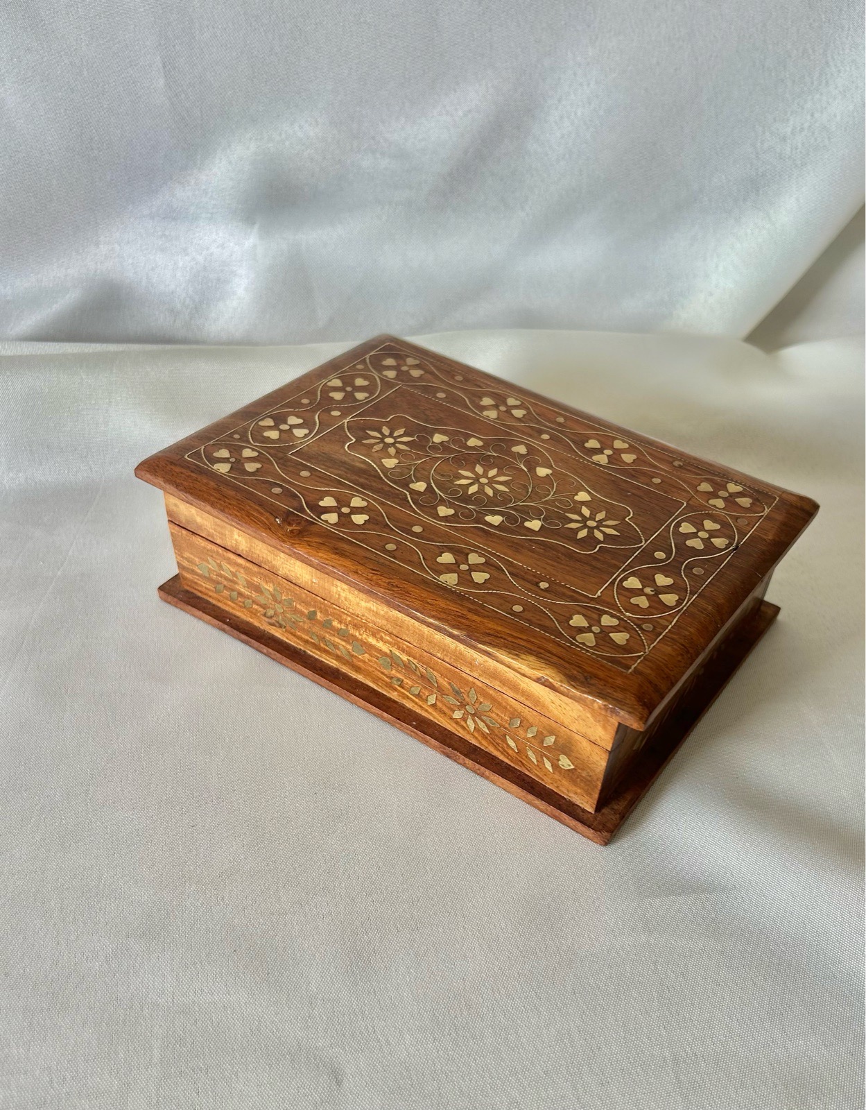Vintage Indian Sheesham Wood Jewellery Box Brass Inlay Trinket Case Cottagecore