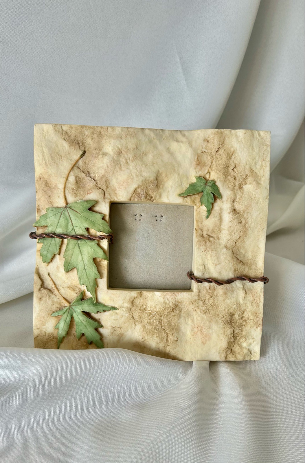 Vintage Faux Stone Resin Picture Frame 3D Maple Ivy Leaves Whimsical Cottagecore
