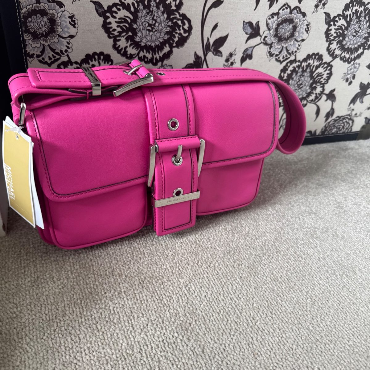 Michael kors lifestyle pink leather colby shoulder bag new with tags