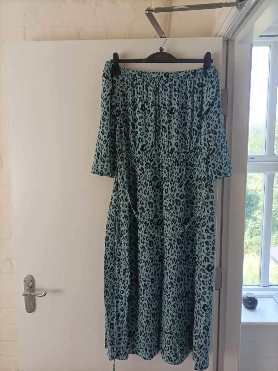 Off shoulder dress