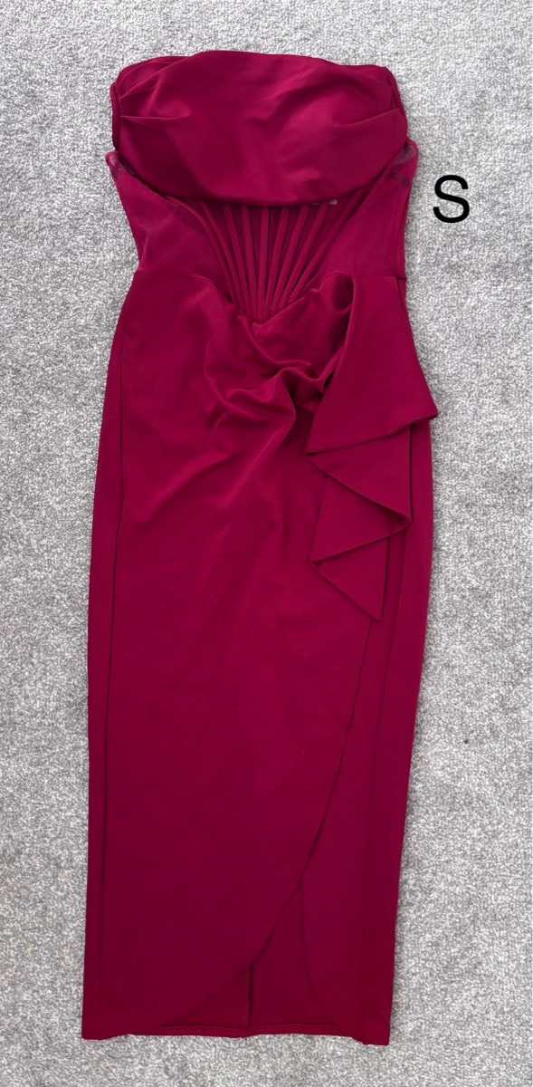 Red strapless dress
