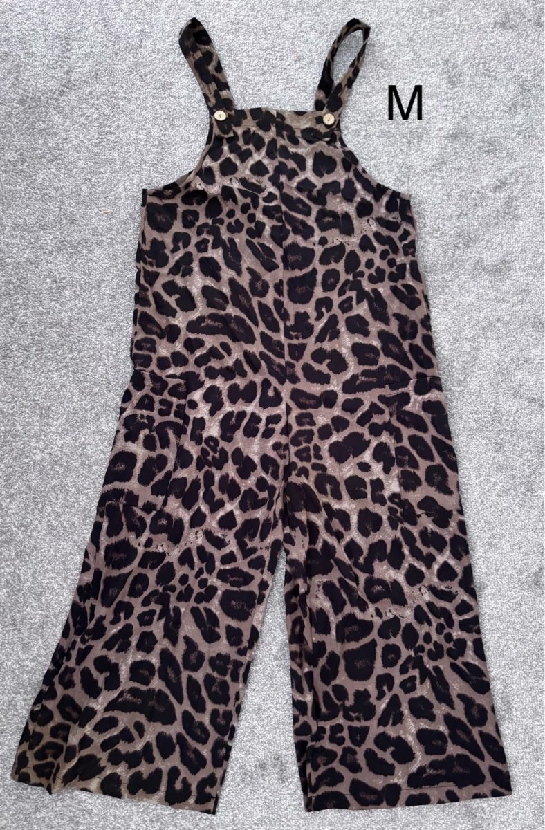 Pants dungerees