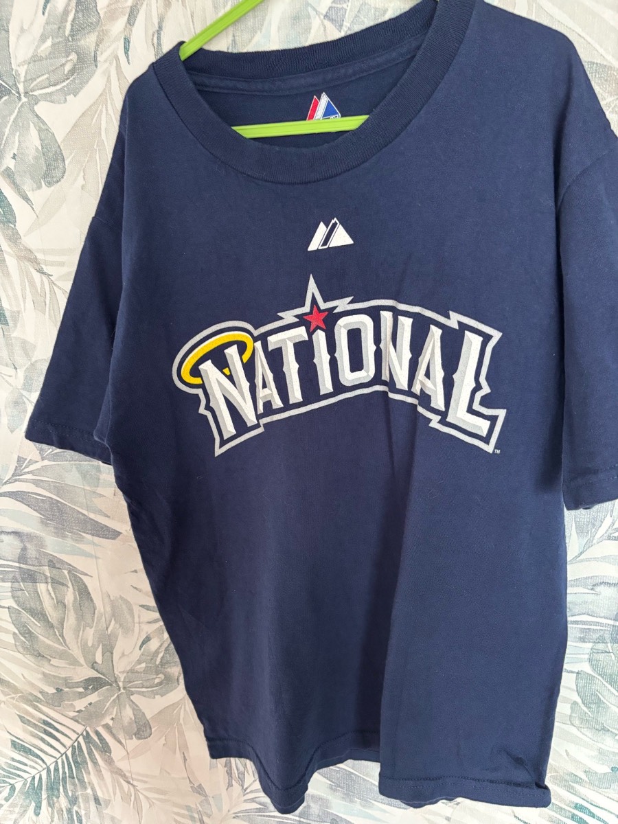 Majestic t shirt