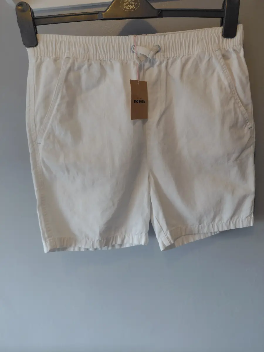 White mini Boden chino stretchy shorts 14 years old girl cottons bnwt new