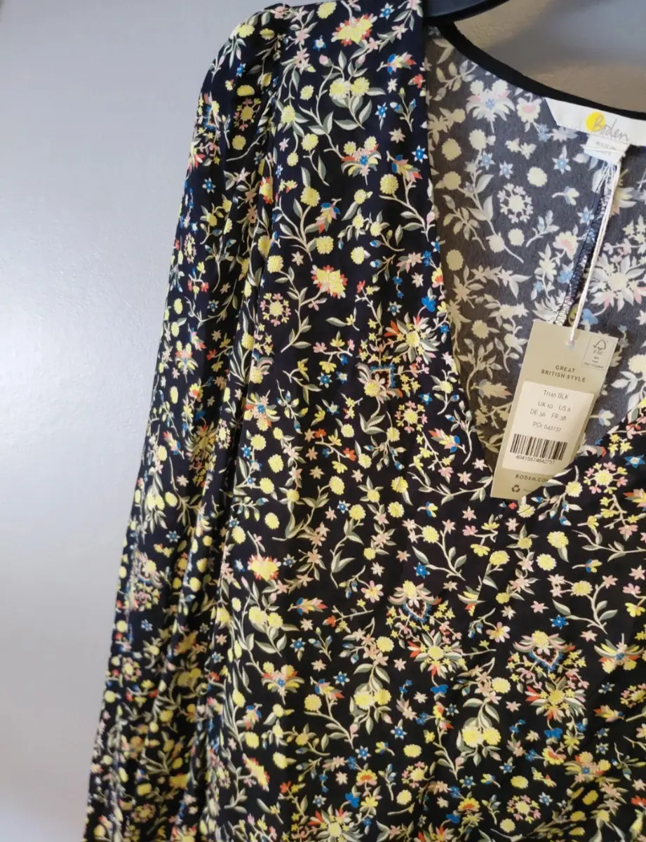 Boden black patterened uk 10 tie waist top long sleeved