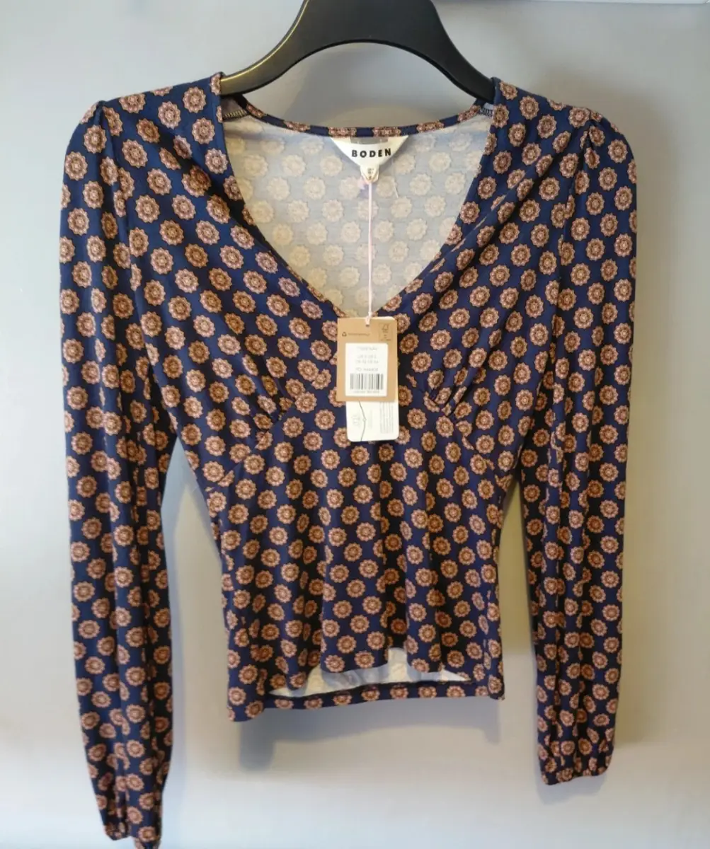 Uk 6 boho Boden long sleeved top viscose elastane  flower festival bnwt