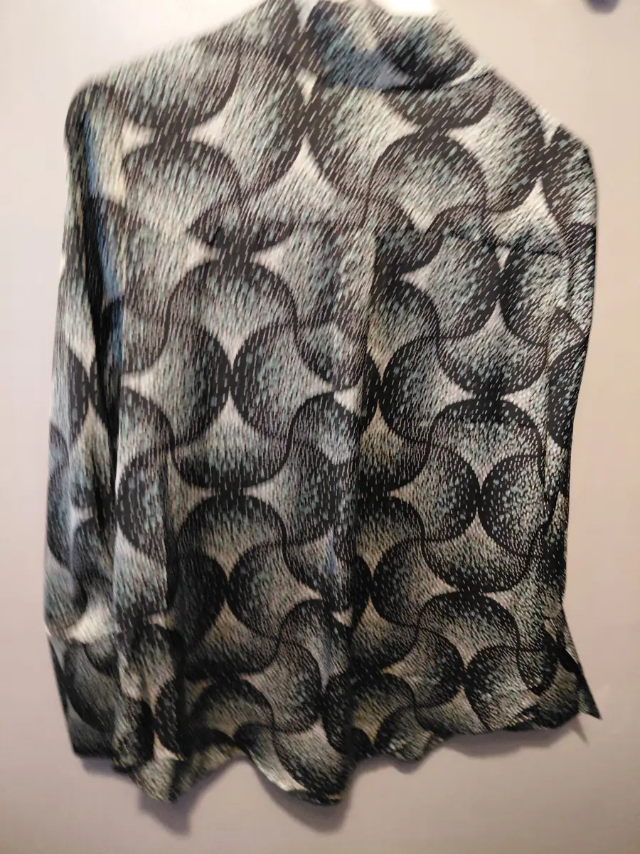 Mint Velvet Green uk 14  Geometric Print Satin Shirt rrp £79