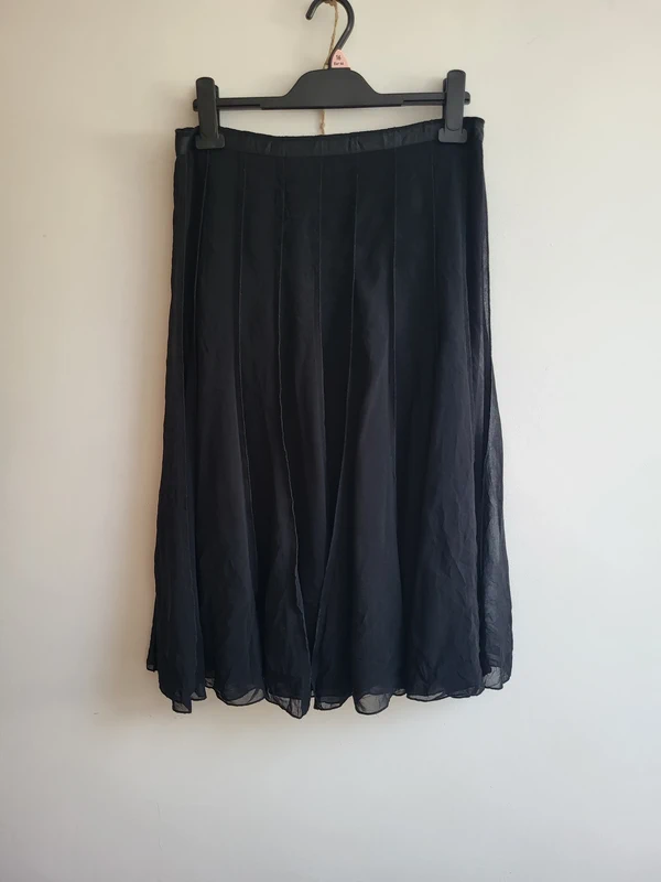 Roz & Ali Black lined y2k skirt pleated & pintucked Size 10 UK & 6 US