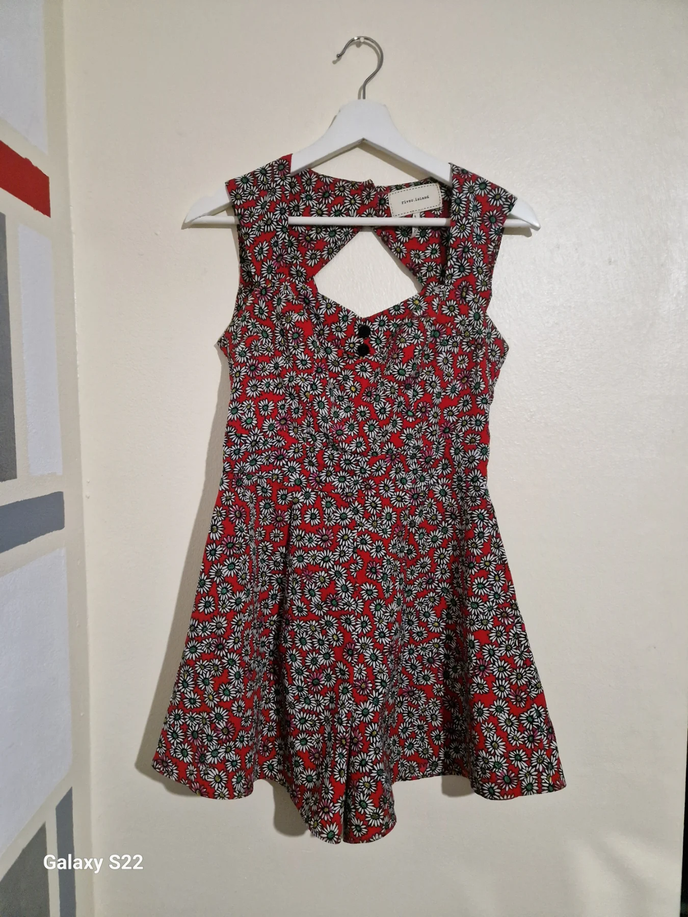 5. Womens size 8 River Island red floral sleeveless playsuit, square neck, VGC