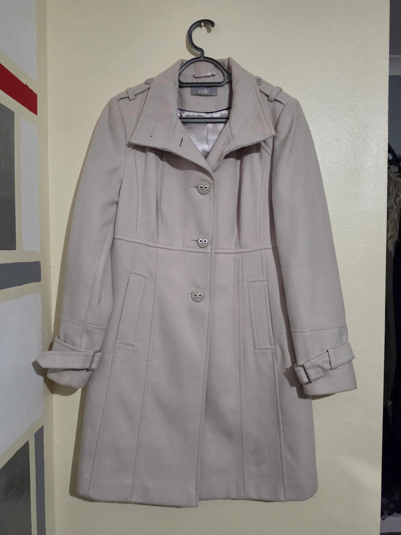 R. Womens size 12 Wallis light grey trench coat, winter jacket, VGC