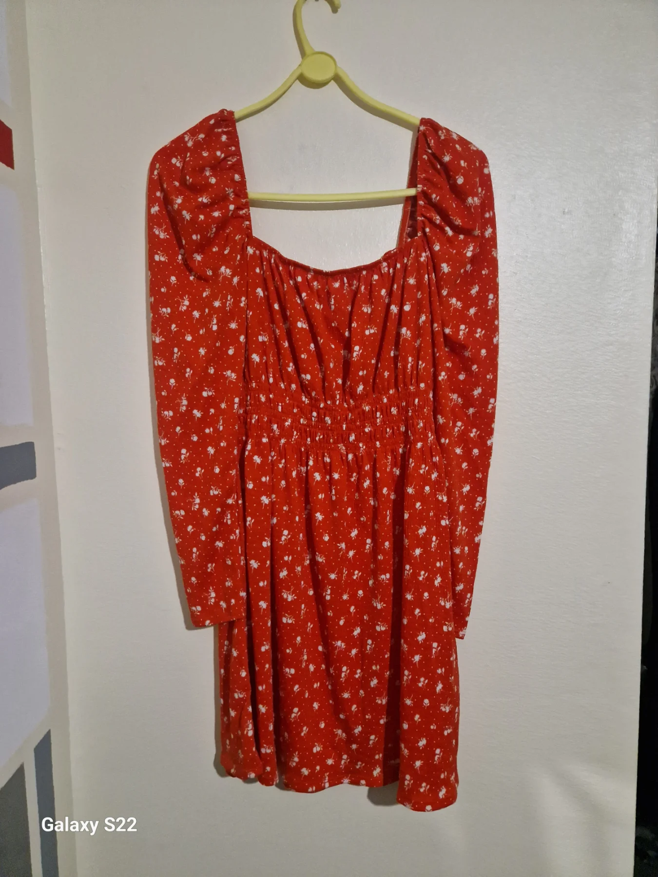 R. Womens medium Divided red floral fit & flare dress, long sleeved off the shoulder, VGC