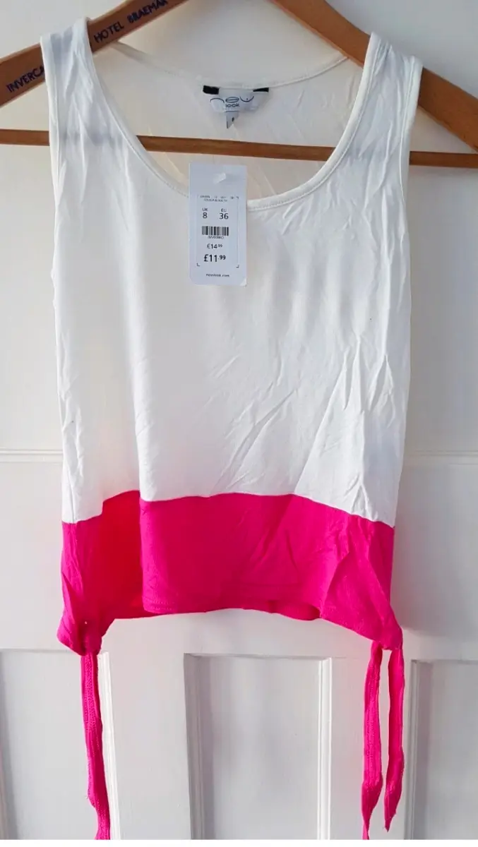 BNWT New Look Size 8 White and Pink Sleeveless Vest Top