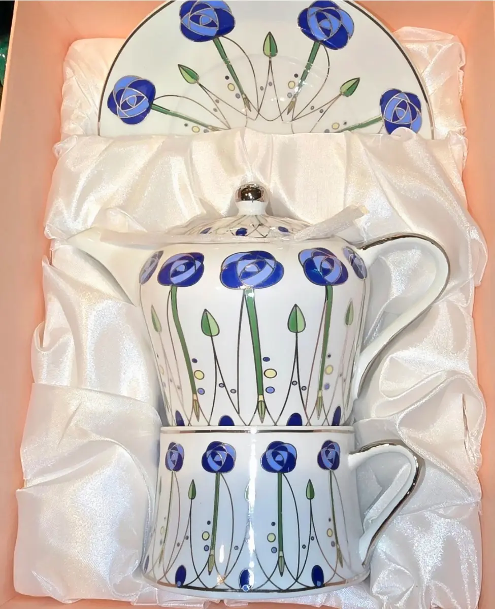 BNIB The Leonardo Collection Gorgeous China Tea for One Gift Set
