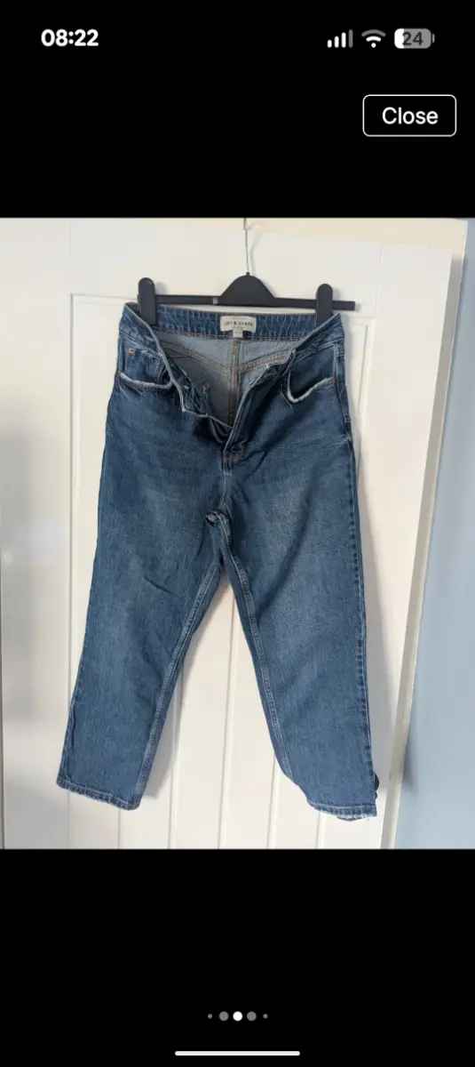 Woman's jeans