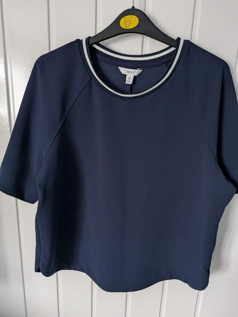 Woman's top