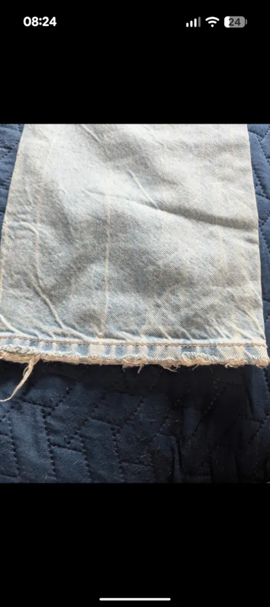 Woman's light Wash jeans