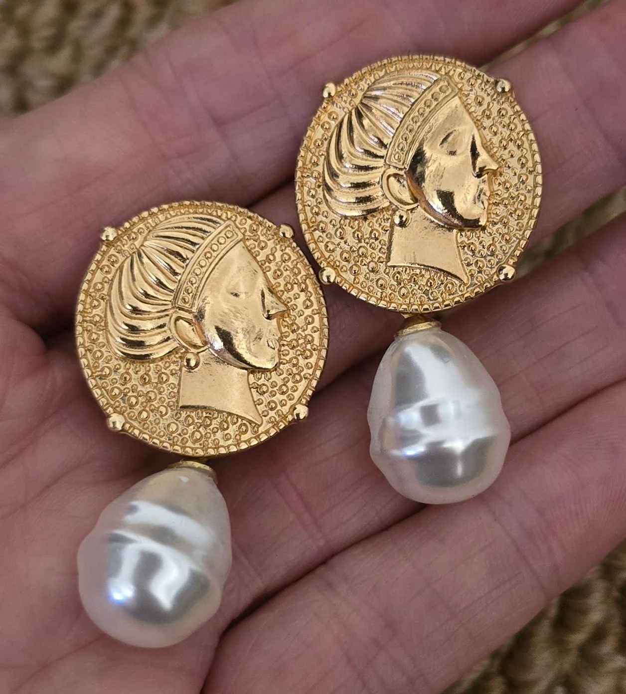 Gold Coin & Pearl Design Earrings