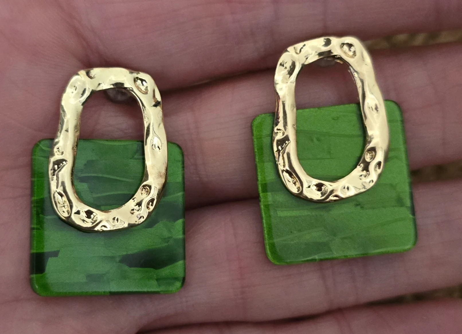 Gorgeous Green & Gold Tone Acrylic Earrings.