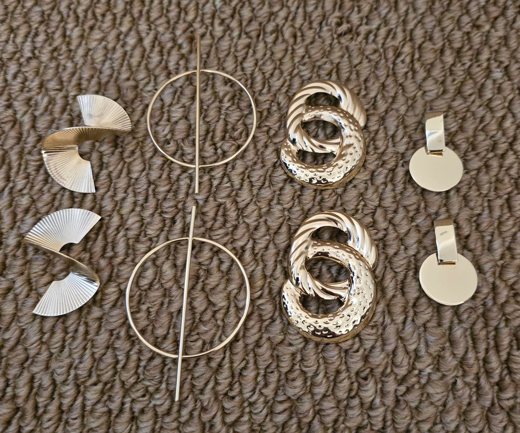 Set of 4 Pairs of Gold Tone Assorted Earrings.