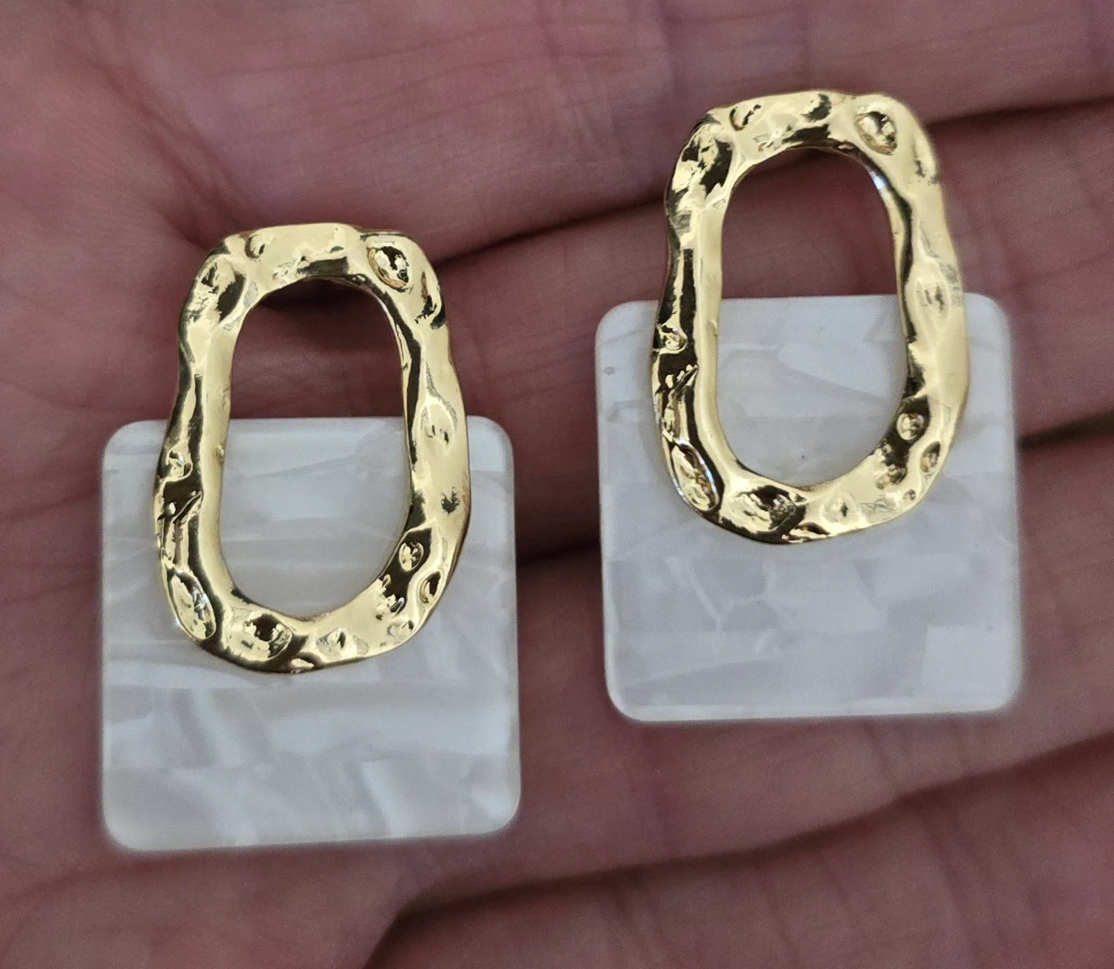 Beautiful Acrylic Modern Design White Detail Earrings