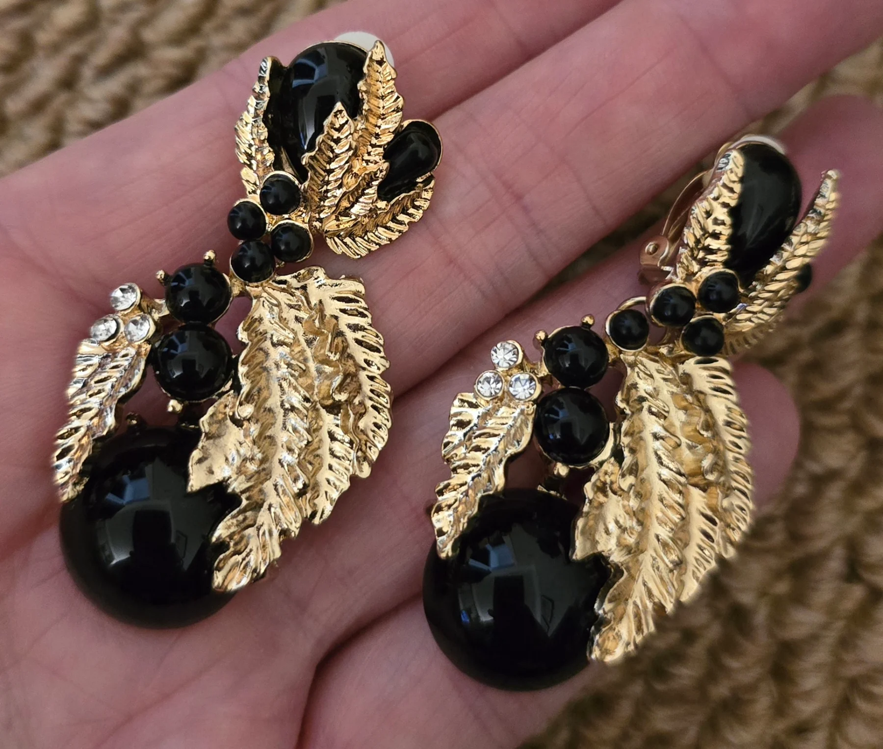 Clip On Black & Gold Tone Earrings.