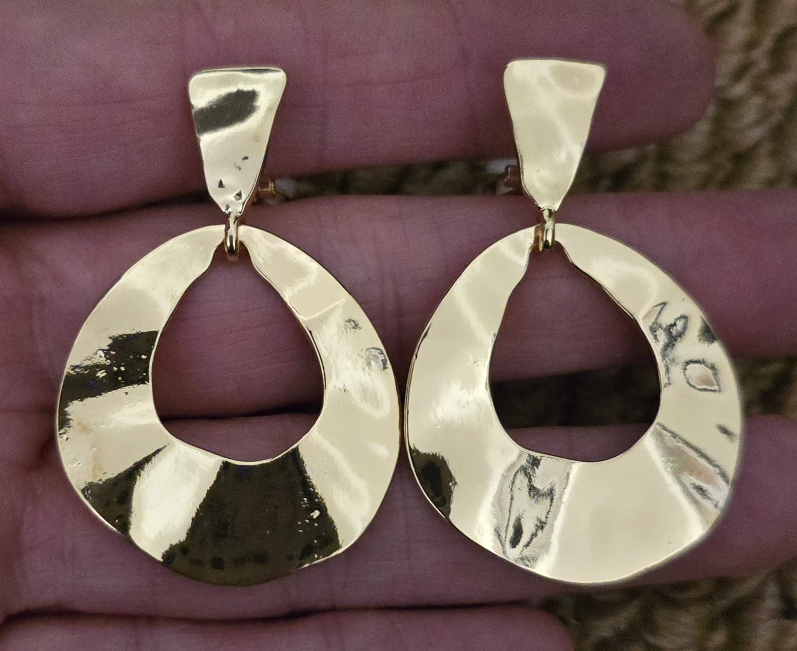 Clip On Modern Design Gold Tone Earrings.
