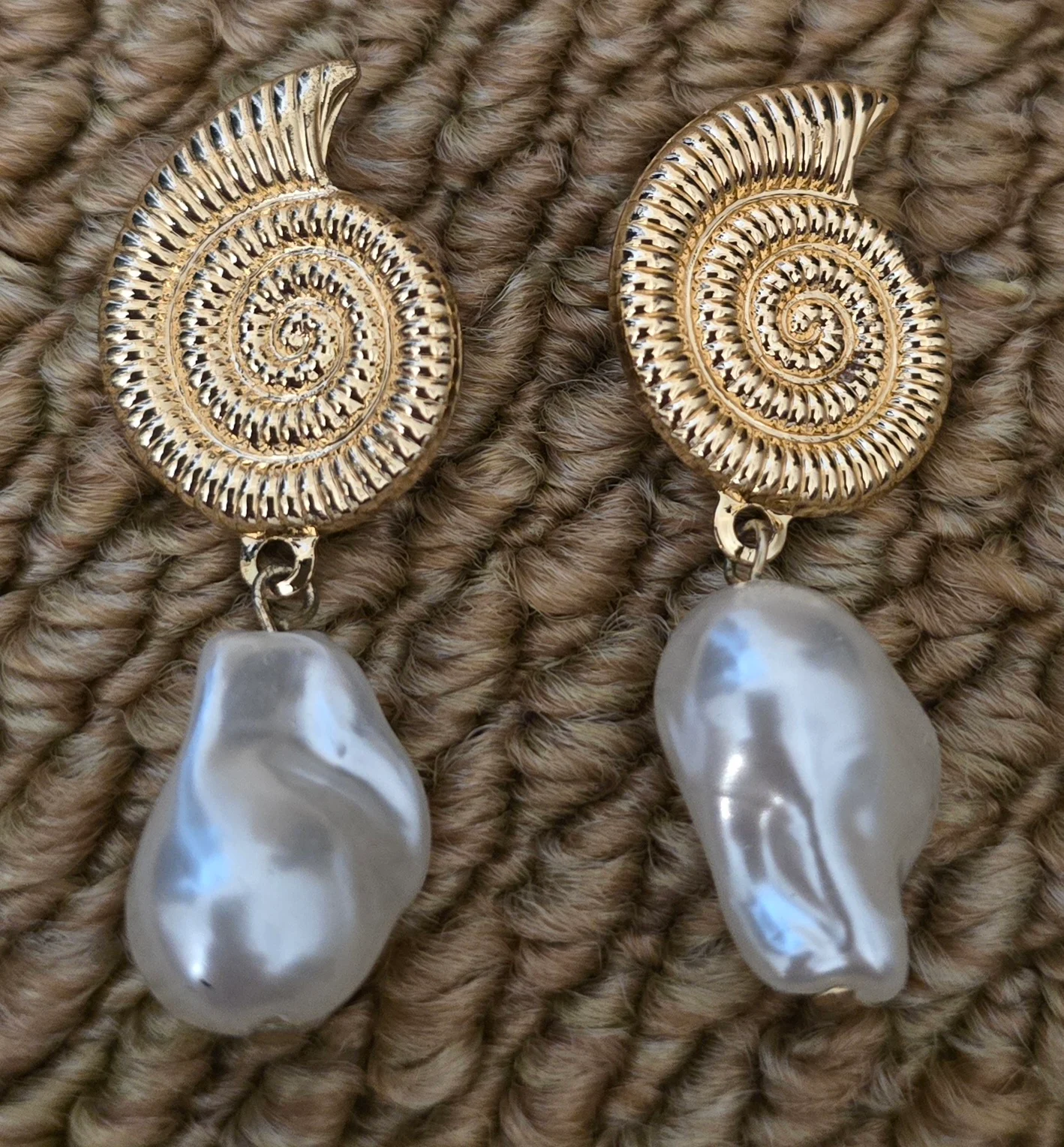Stunning Gold Tone Shell Design Earrings with Pearl Detail.