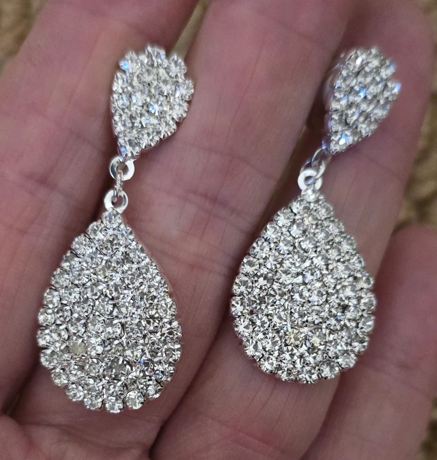 Beautiful Silver Tone Diamonte Detail Clip on Earrings