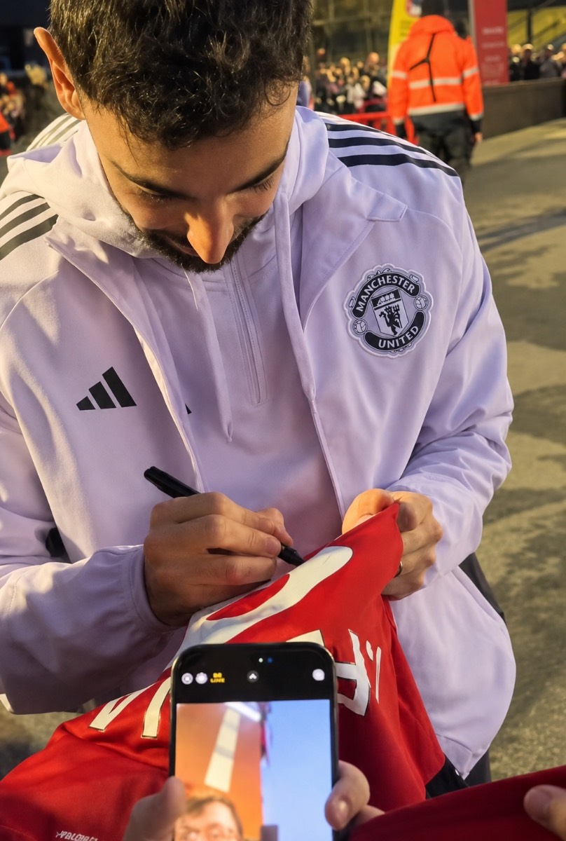 Bruno Fernandes Signed Manchester United Shirt