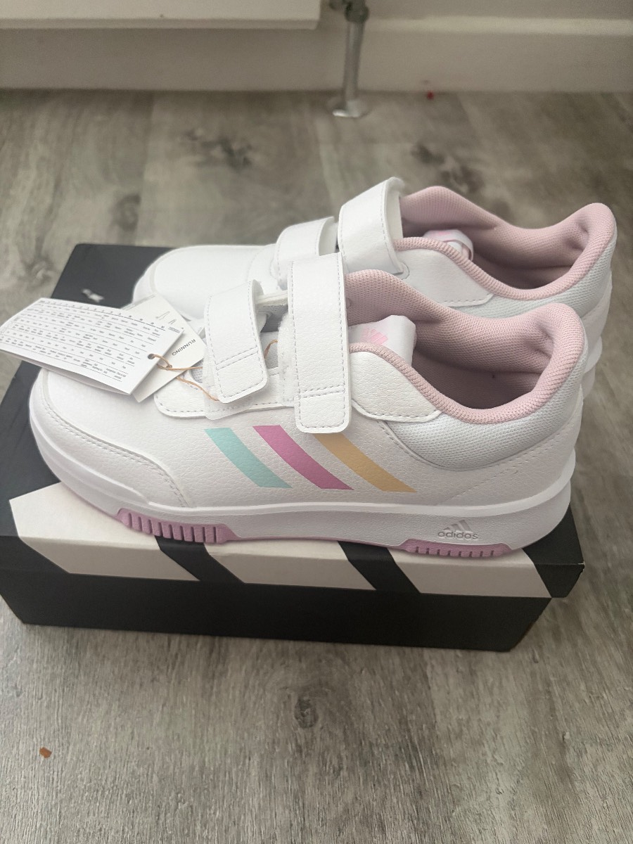 Adidas Girls Trainers New UK 4