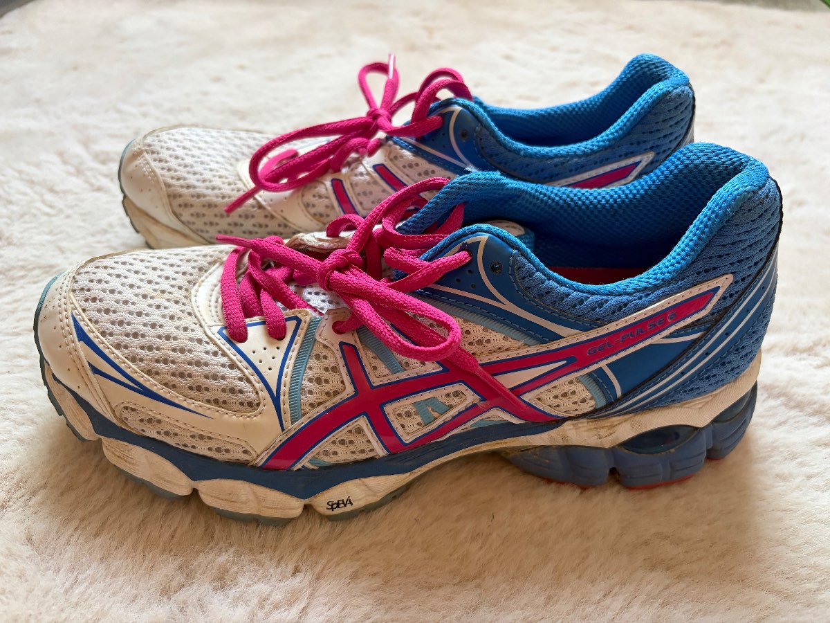Asics Trainers UK 6.5