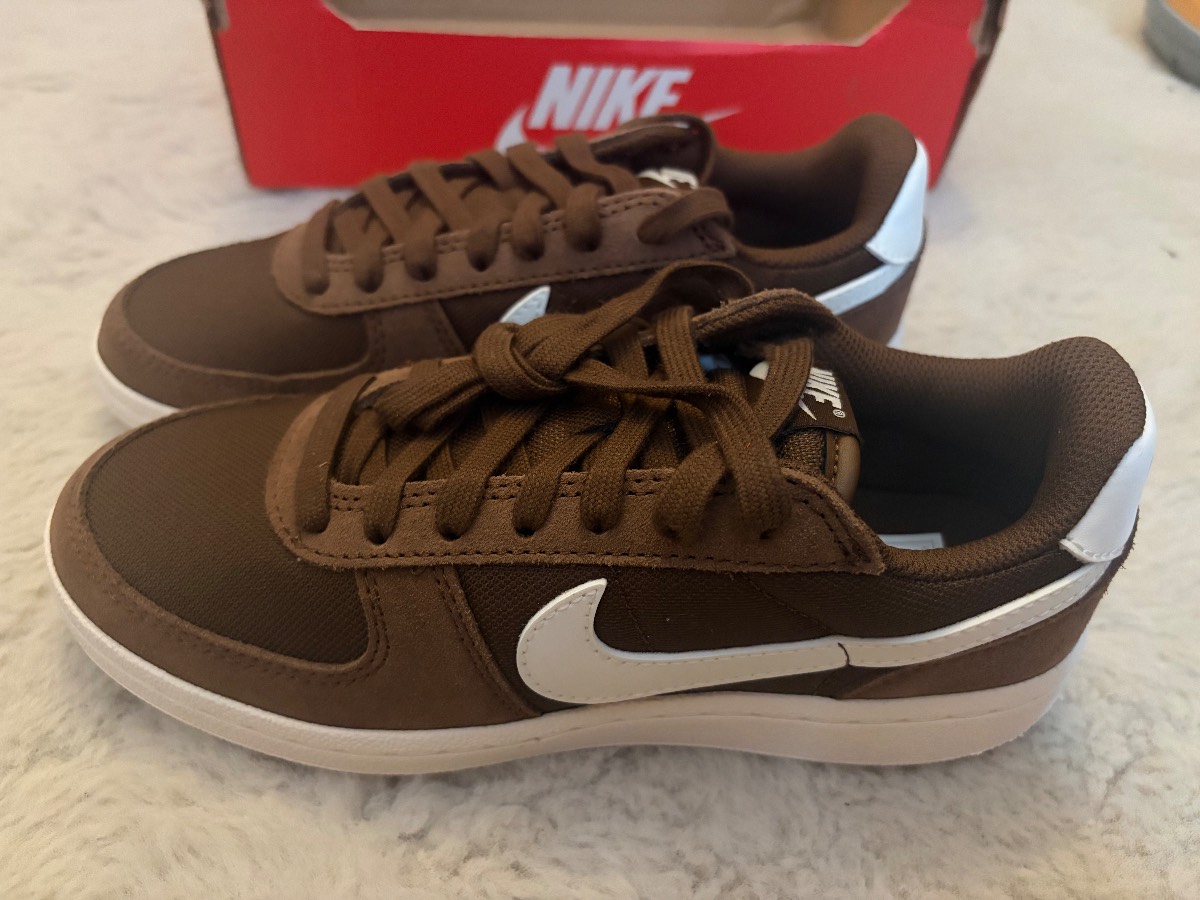 Nike Trainers UK 3.5
