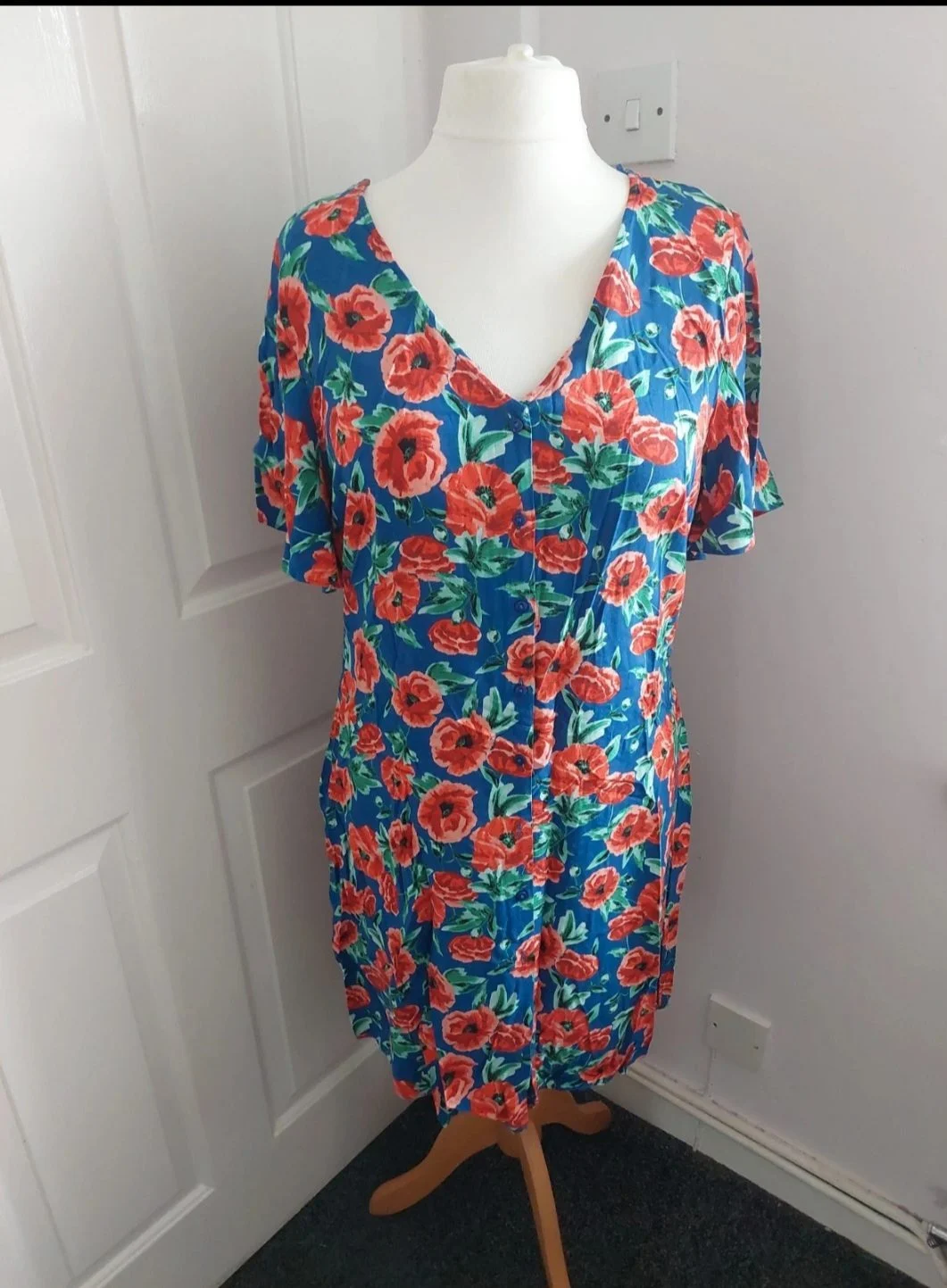 Papaya red blue poppy dress floral casual BNWT women's size 14