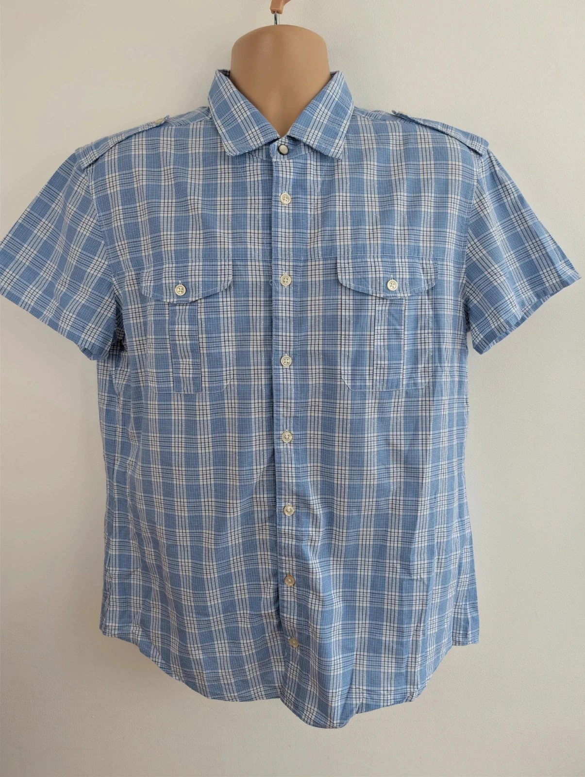 Men's Hugo Boss Shirt blue checked plaid short sleeve. XL. DN4071