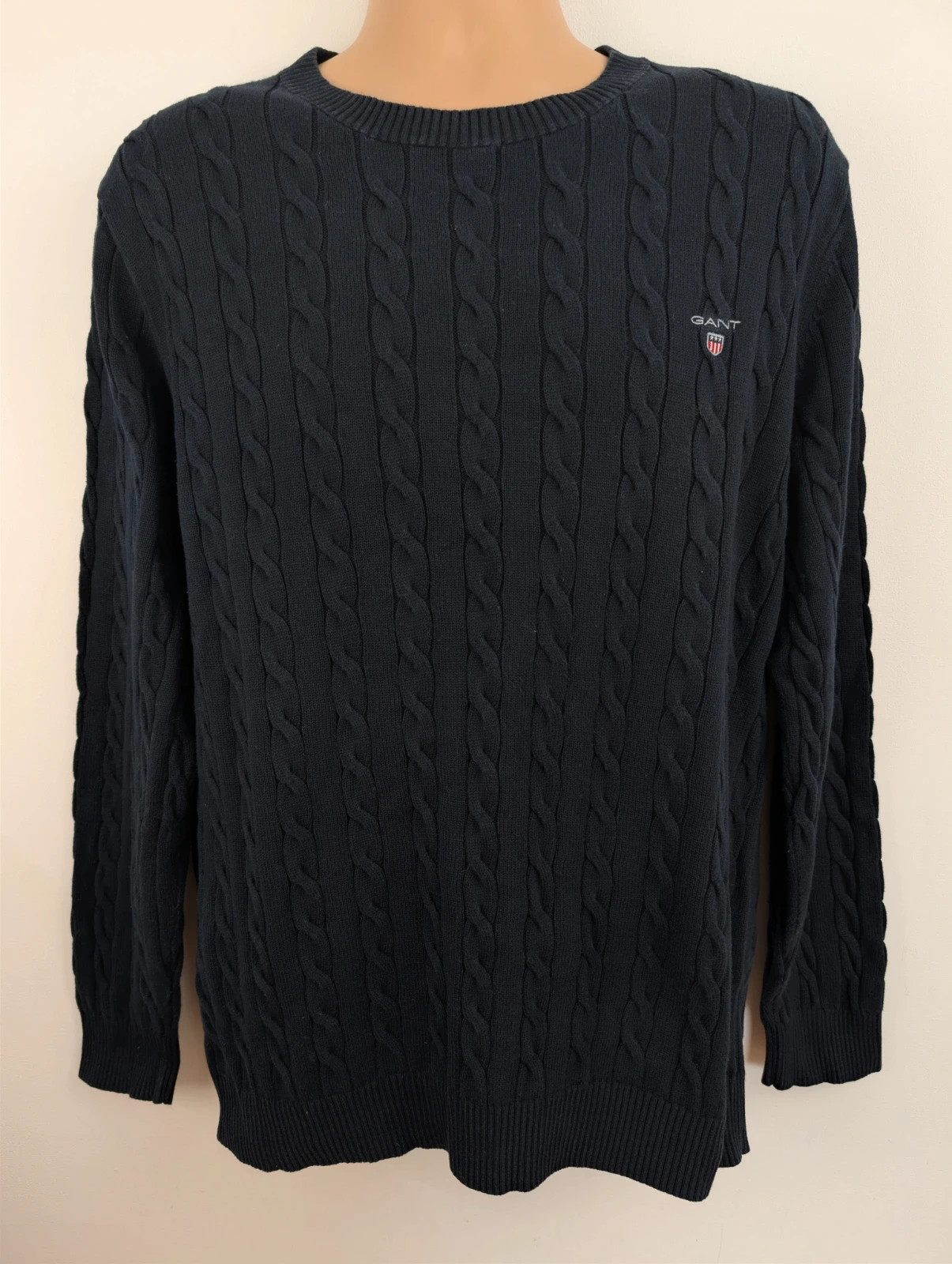 Men's GANT Cable Knit navy crew neck jumper. XXL. DN5043
