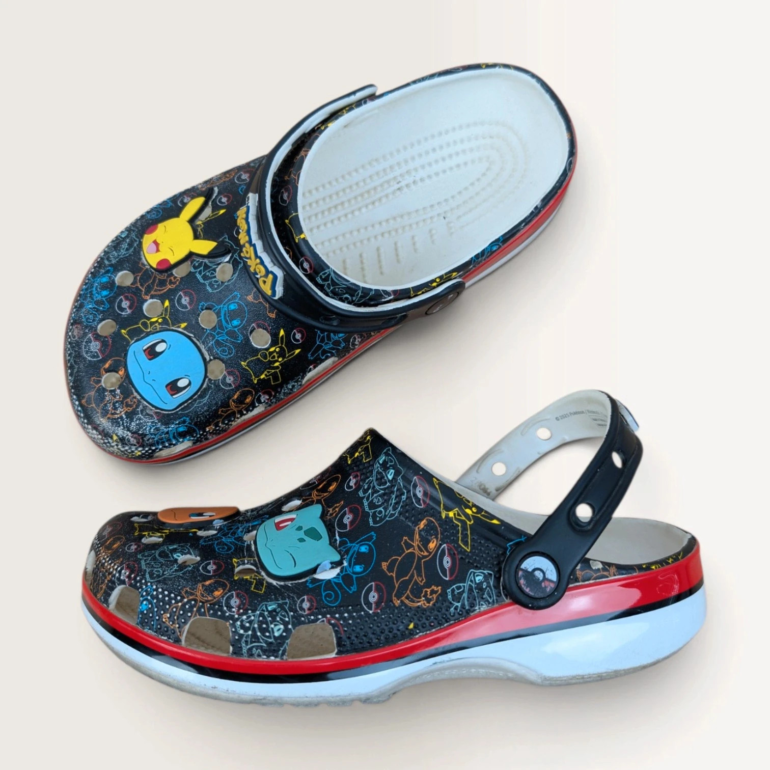 Kids Crocs Pokémon Classic Clog with Pokémon Jibbitz. Junior S5. DN5037