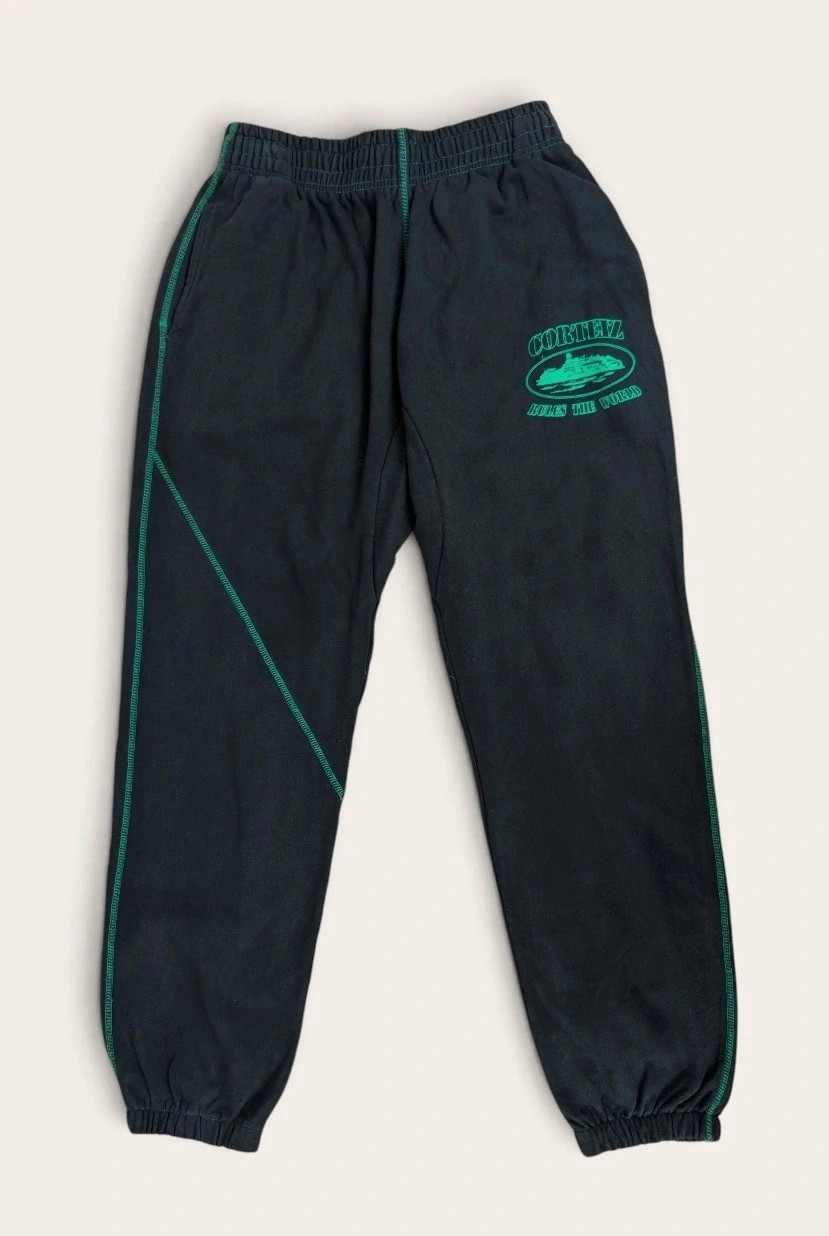 Men's Corteiz Alcatraz Contrast Stitch Black/Green Heavyweight Joggers. Medium. DN4849