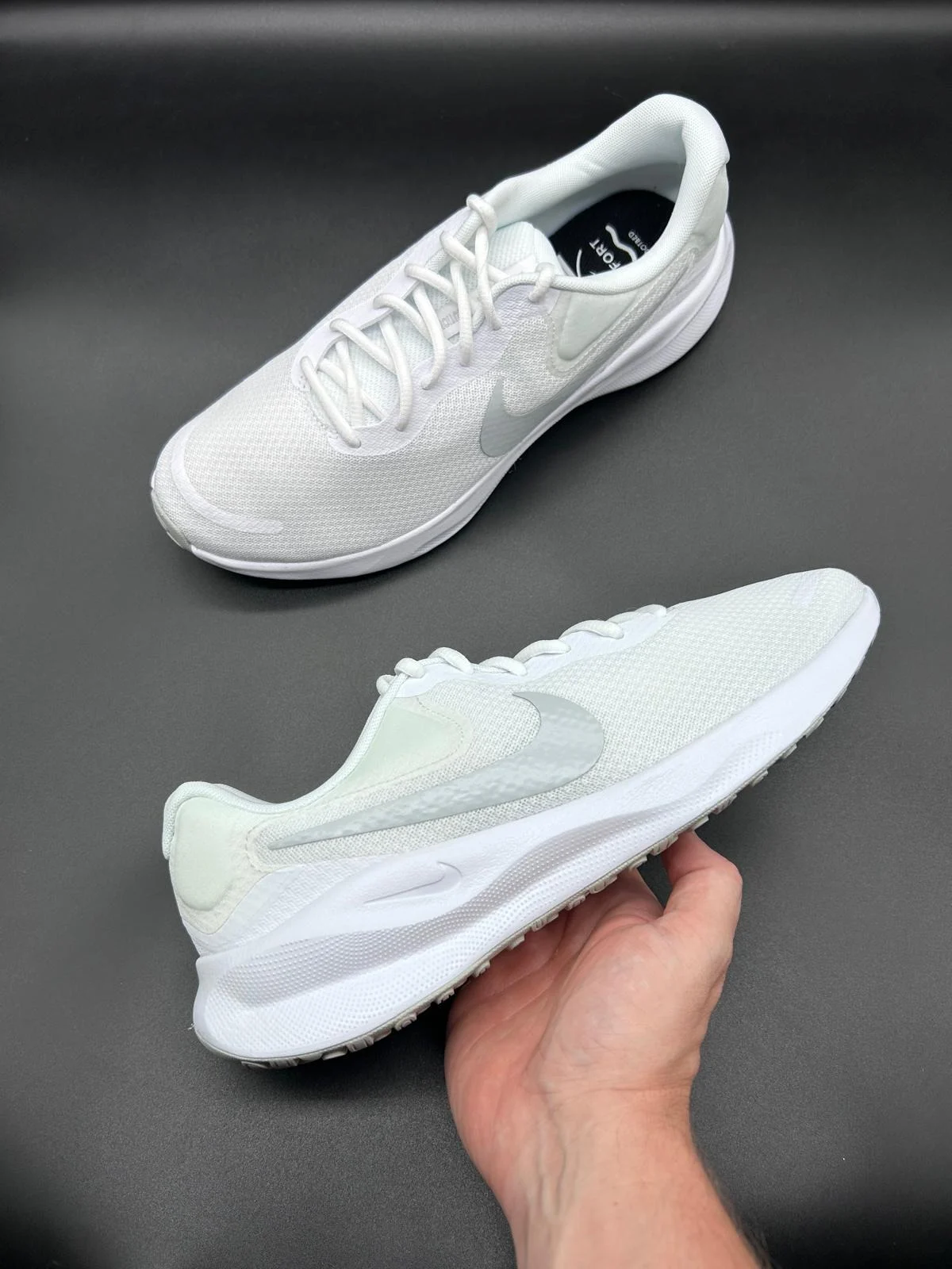 Nike Revolution 7 Men’s Trainers UK 9 EU 44 Triple White NEW