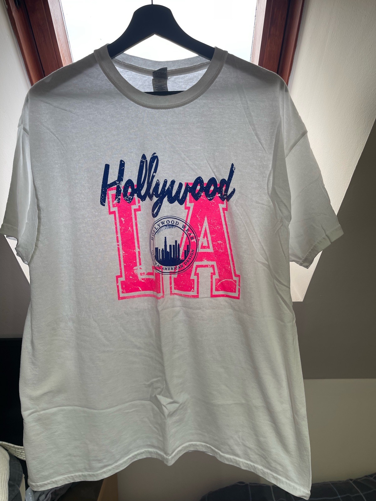 Hollywood LA tshirt. UK size XL.