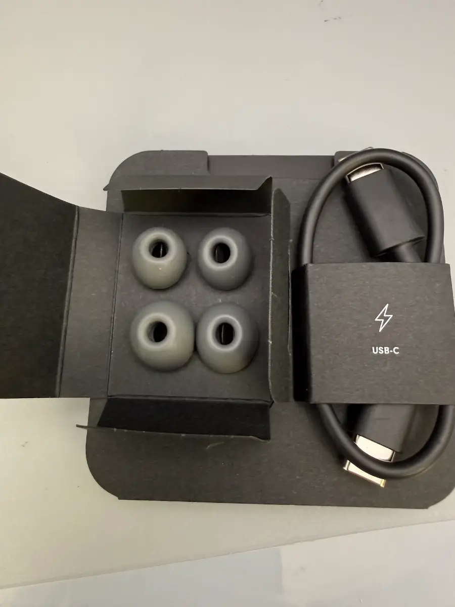 Genuine Beats Fit Pro - Ear Tips S/L, USB-C Cable & Box Only - Sage Grey
