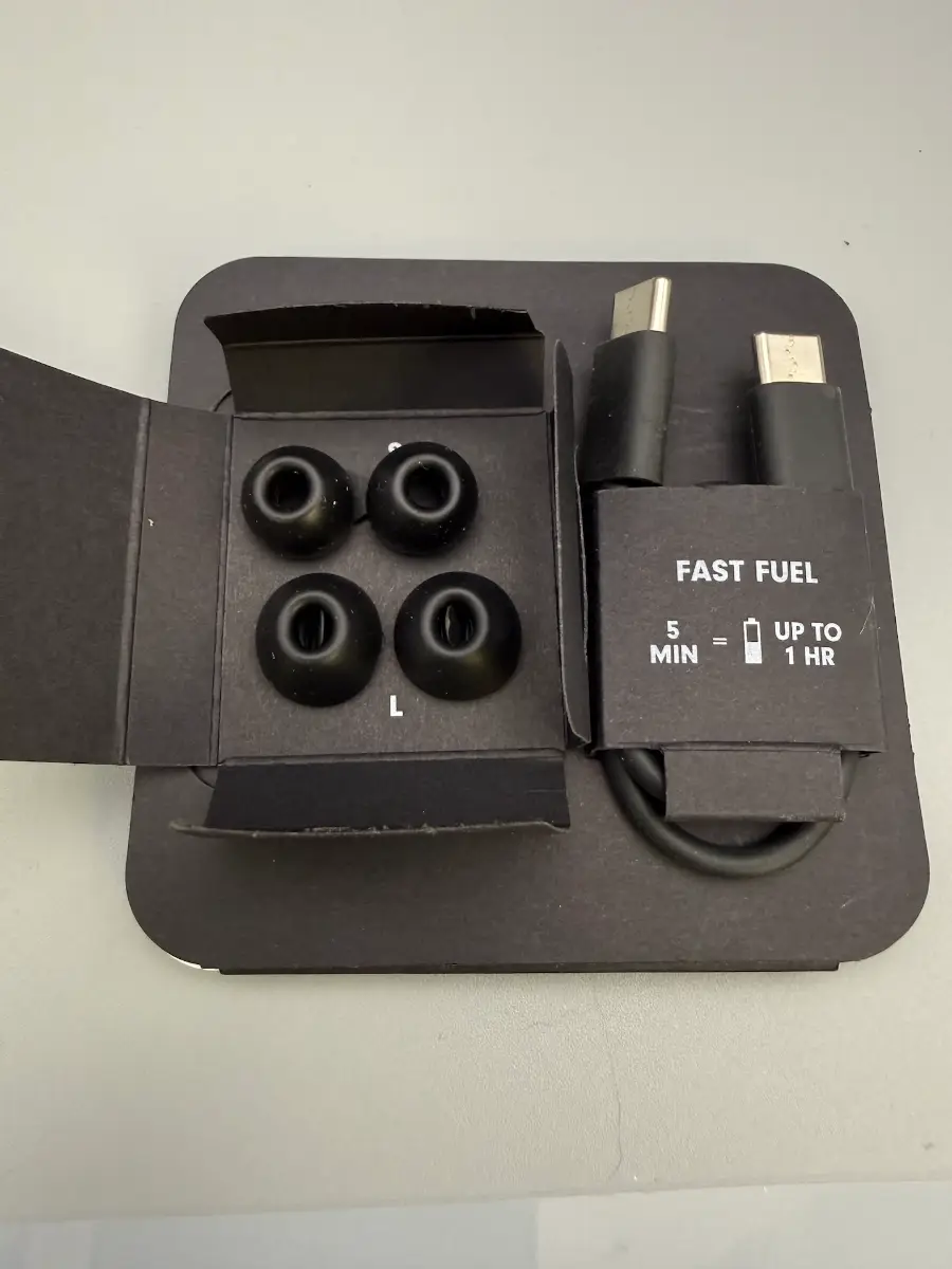 Genuine Beats Studio Buds - Ear Tips S/L, USB-C Cable & Box Only - Black